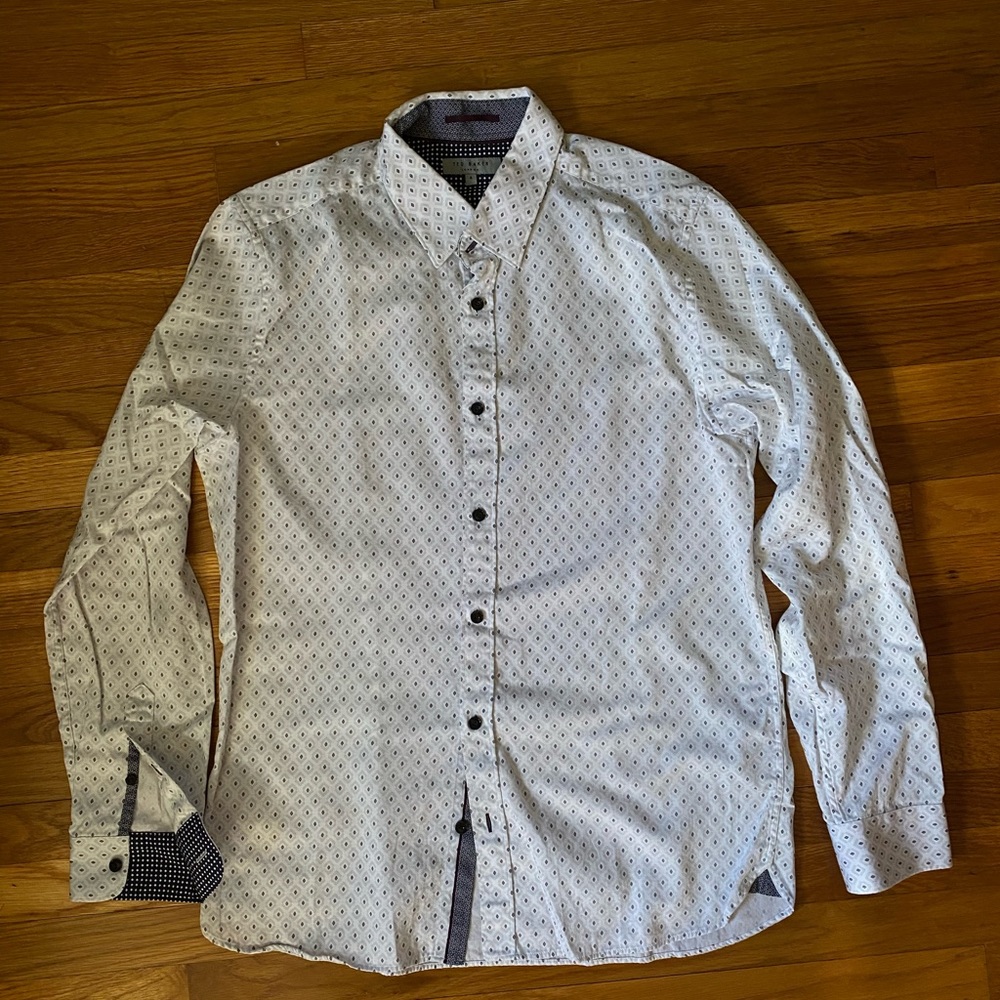 Ted Baker men’s dress shirt button down. Size 4 White with diamond pattern.